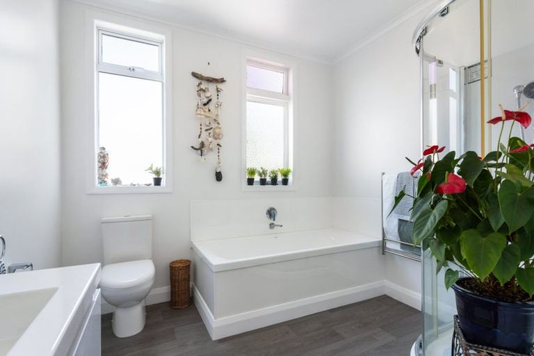 Photo of property in 805 Queen Sh25 Street, Thames, 3500