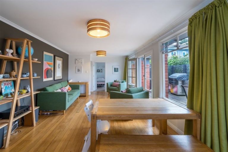 Photo of property in 27 Pacific Street, Roslyn, Dunedin, 9010