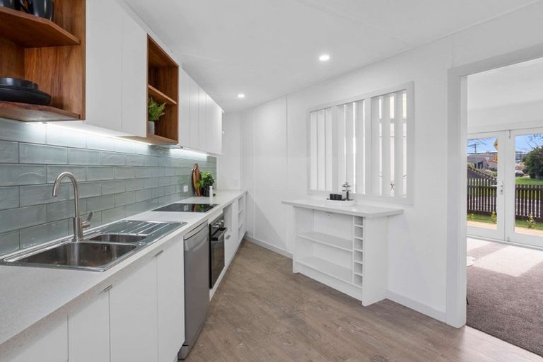 Photo of property in 3/14 Church Square, Addington, Christchurch, 8024