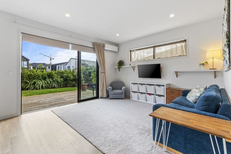 Photo of property in 7/46 Jane Maree Road, Kumeu, 0810