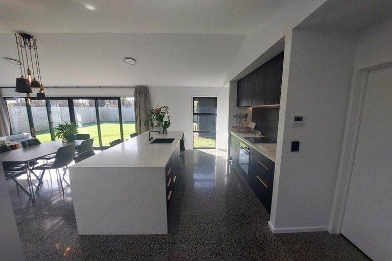 Photo of property in 11 Mcquillan Avenue, Woodend, 7610