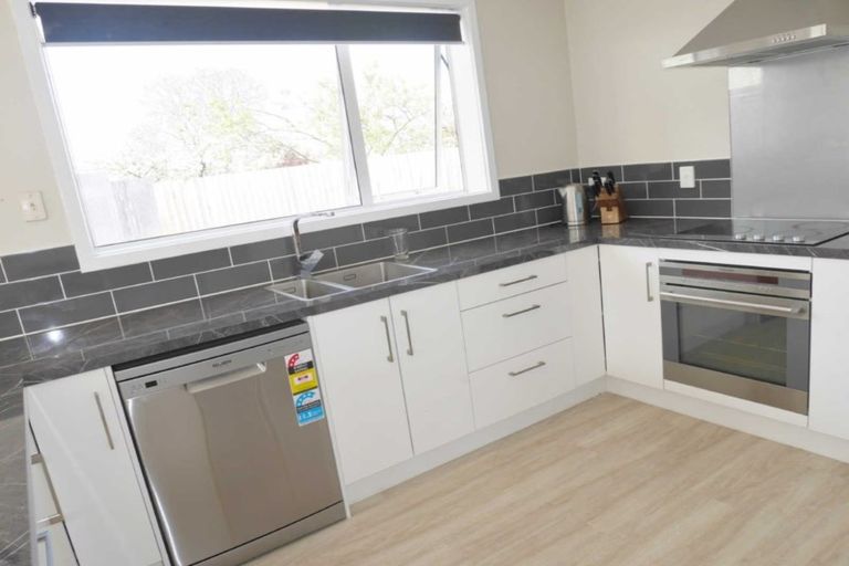 Photo of property in 82 Neville Street, Spreydon, Christchurch, 8024