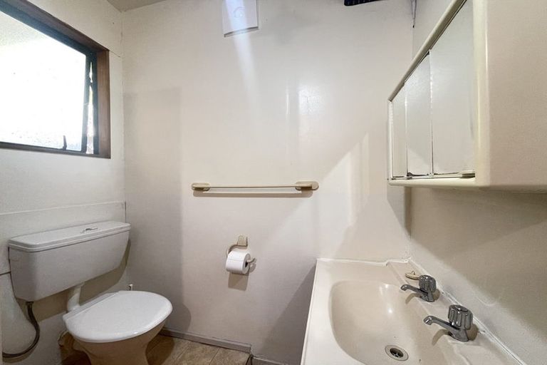 Photo of property in 491 Paremoremo Road, Paremoremo, Auckland, 0632