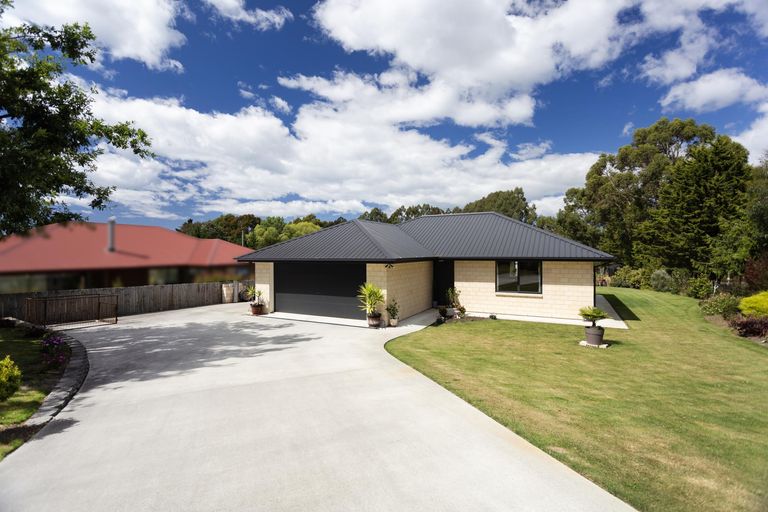 Photo of property in 10b Sussex Street, Weston, Oamaru, 9401