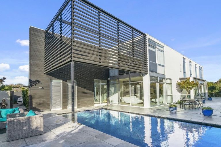 Photo of property in 8 Royds Street, Fendalton, Christchurch, 8014