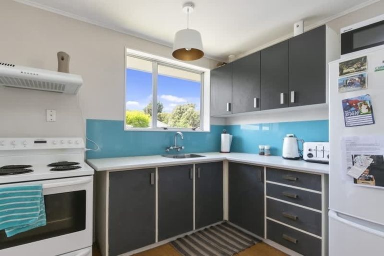 Photo of property in 2/47 Stockdale Street, Wainuiomata, Lower Hutt, 5014