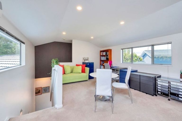 Photo of property in 47a Lingham Crescent, Torbay, Auckland, 0630