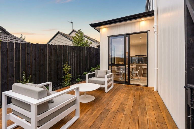 Photo of property in 3 Lonsdale Street, New Brighton, Christchurch, 8083
