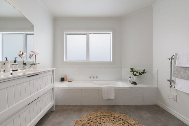 Photo of property in 7 Croydon Place, Bethlehem, Tauranga, 3110