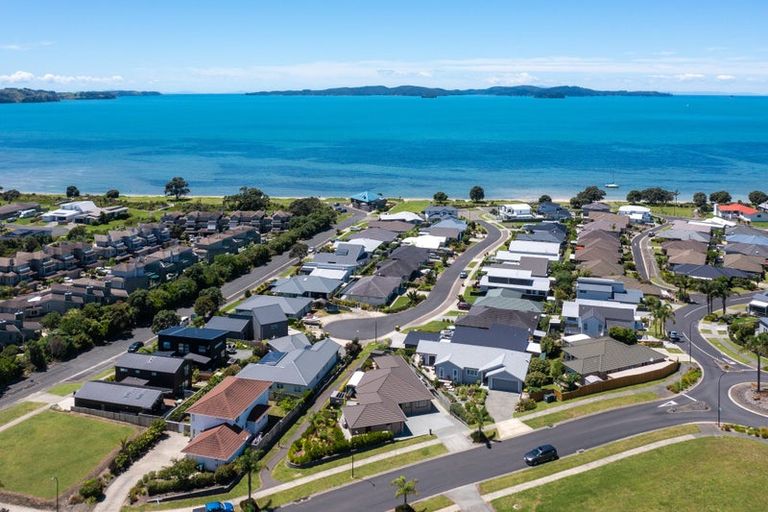 Photo of property in 39 Aurora Avenue, Snells Beach, 0920