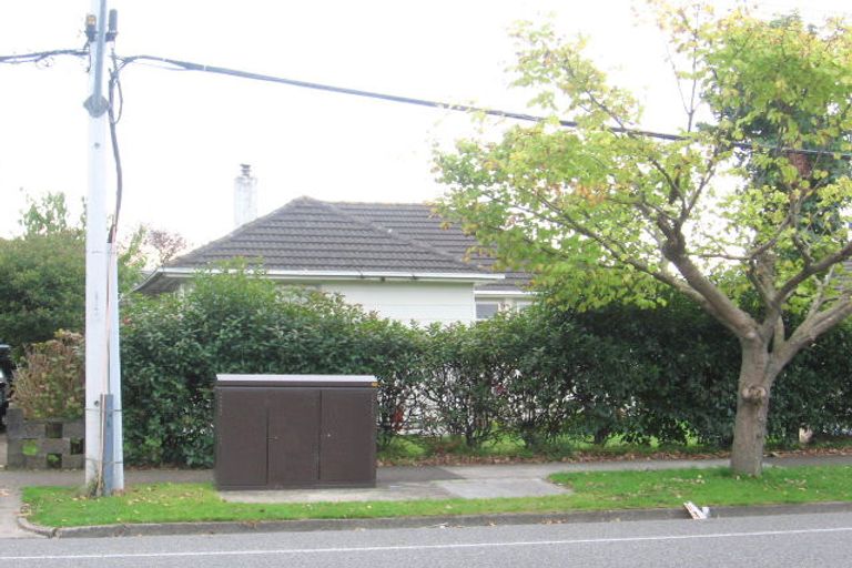 Photo of property in 57 Naenae Road, Naenae, Lower Hutt, 5011