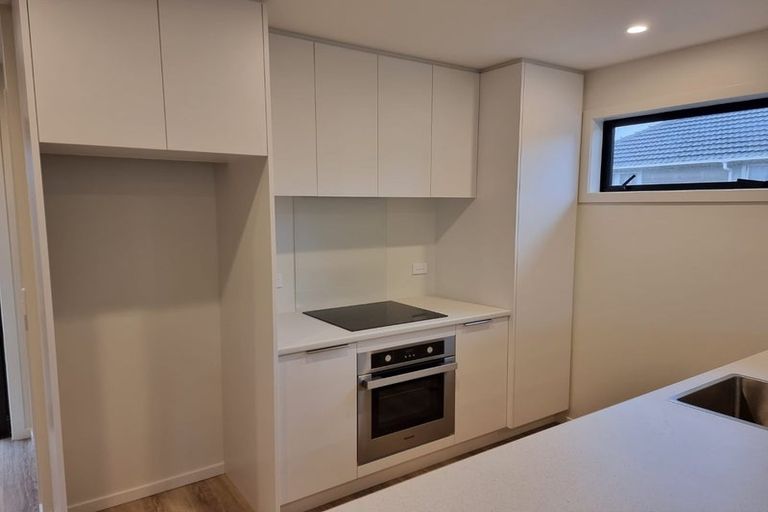 Photo of property in 2/338 Oxford Terrace, Avalon, Lower Hutt, 5011