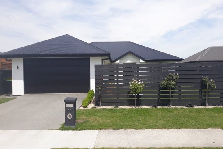 Photo of property in 33 Beachvale Drive, Kaiapoi, 7630