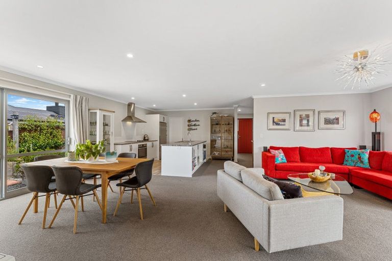 Photo of property in 25 Highgate Drive, Rangiora, 7400