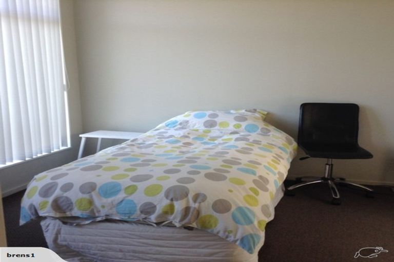 Photo of property in 52 Tarawera Road, Johnsonville, Wellington, 6037