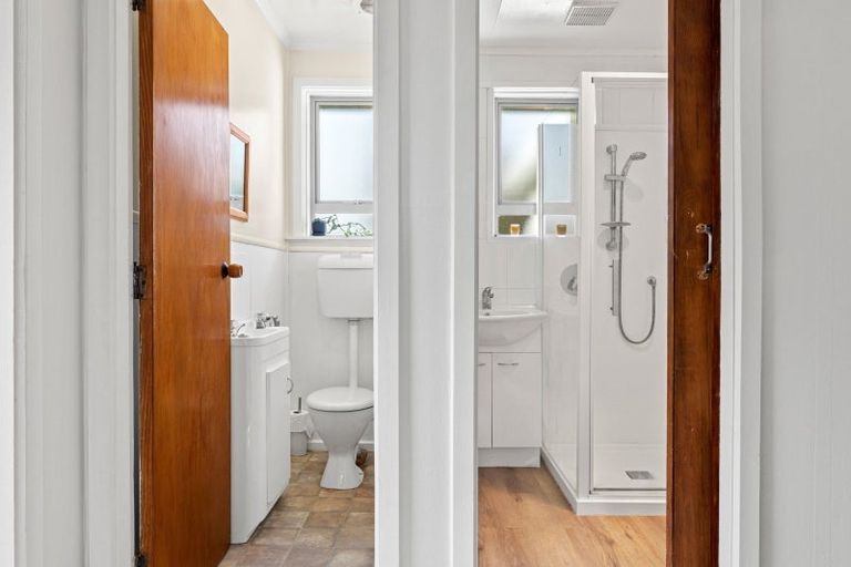 Photo of property in 1/5 Timandra Street, Welbourn, New Plymouth, 4312