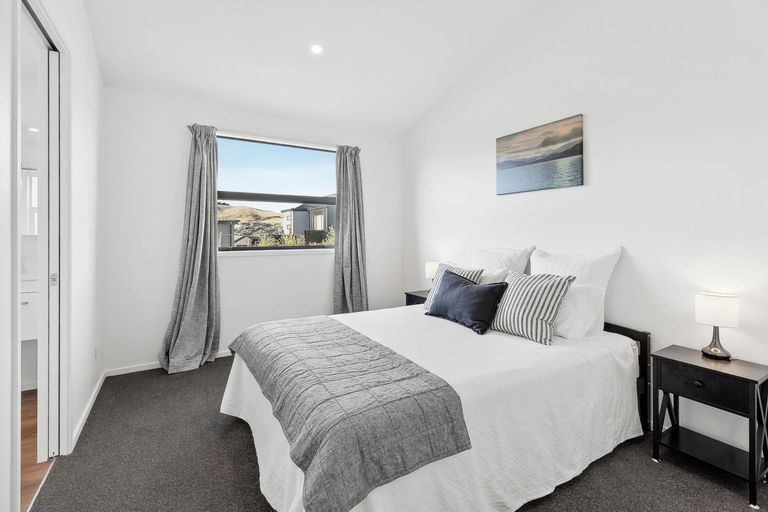 Photo of property in 9 Mcneil Crescent, Wanaka, 9305