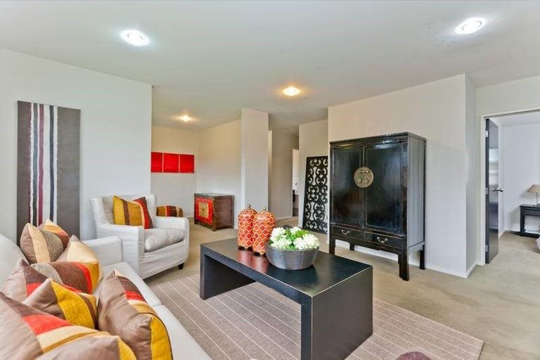 Photo of property in 6 Riverglade Parkway, Te Atatu South, Auckland, 0610