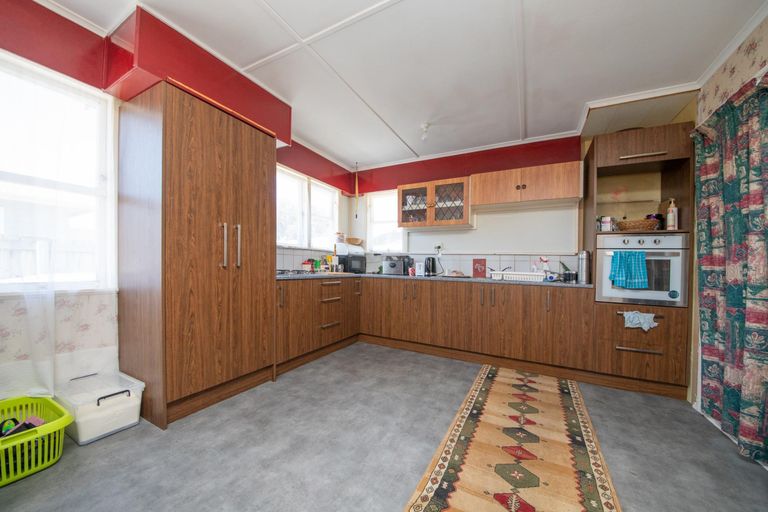 Photo of property in 32 Ronberg Street, Highbury, Palmerston North, 4412
