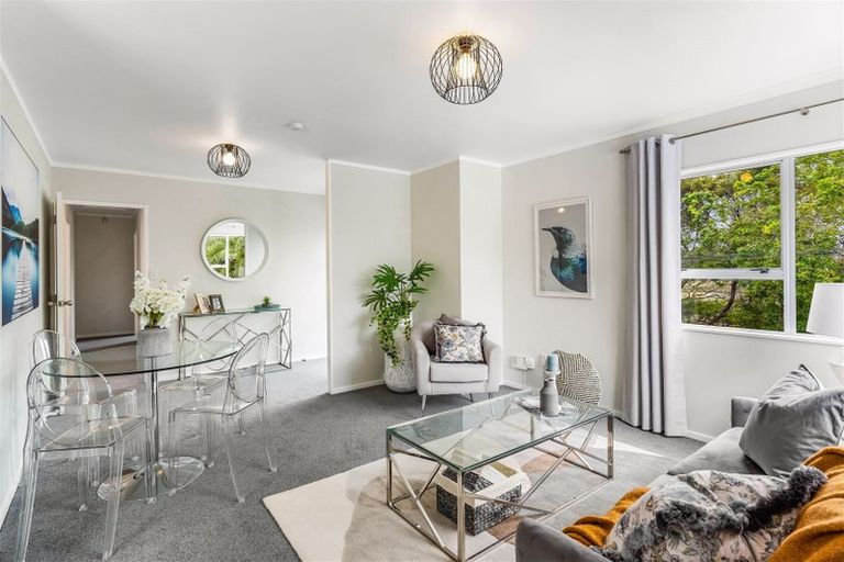 Photo of property in 2/23 Tawa Road, Te Atatu Peninsula, Auckland, 0610