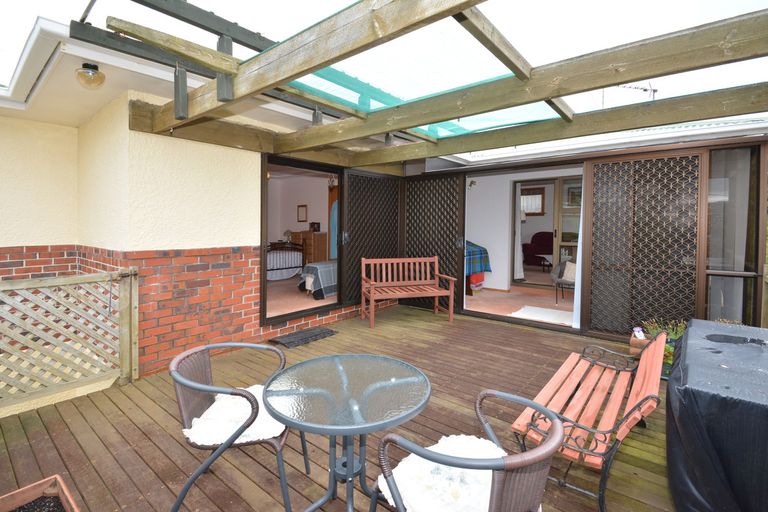 Photo of property in 10 Chisholm Place, Tainui, Dunedin, 9013