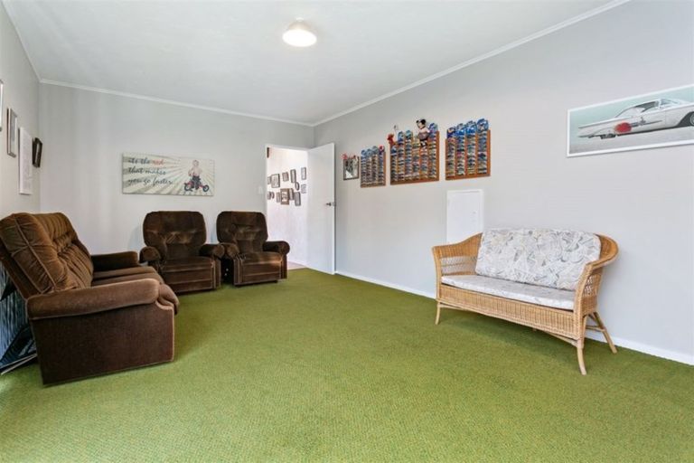 Photo of property in 8 Lauderdale Road, Papakowhai, Porirua, 5024