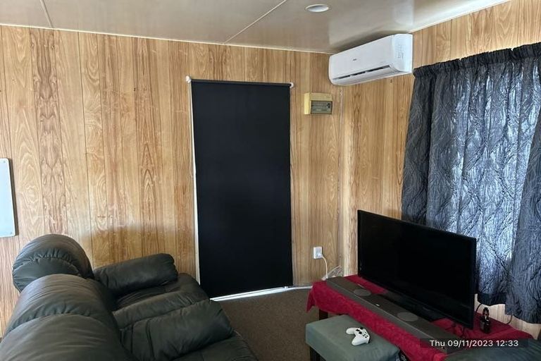 Photo of property in 9 Mahoe Street, Strandon, New Plymouth, 4312