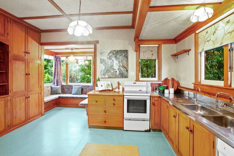 Photo of property in 49 Cameron Street, New Plymouth, 4310