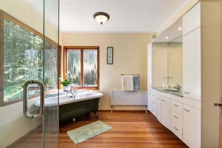 Photo of property in 50 Tram Road, Swanson, Auckland, 0614