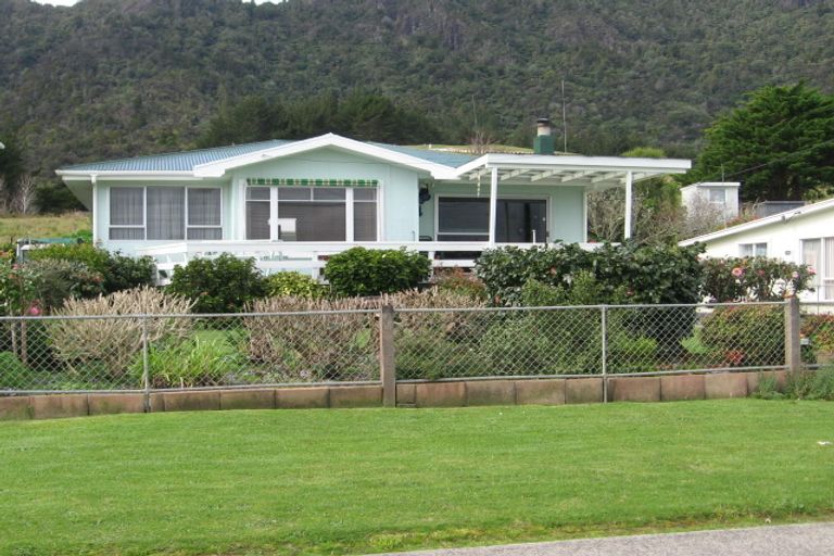 Photo of property in 2035 Whangarei Heads Road, Whangarei Heads, Whangarei, 0174