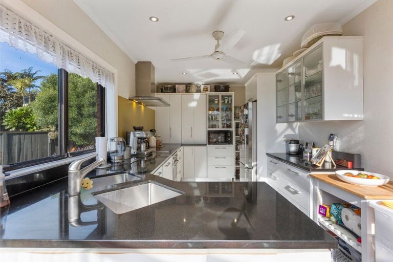 Photo of property in 7 Kipling Drive, Whalers Gate, New Plymouth, 4310