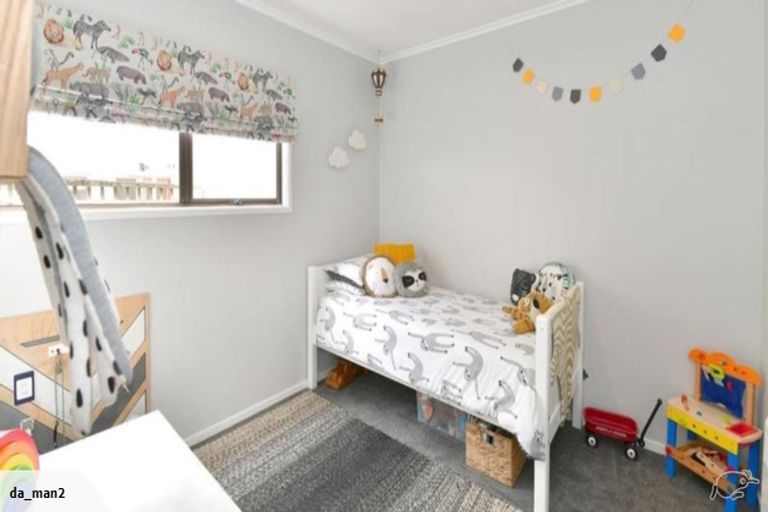 Photo of property in 1/14 Arkles Strand, Arkles Bay, Whangaparaoa, 0932