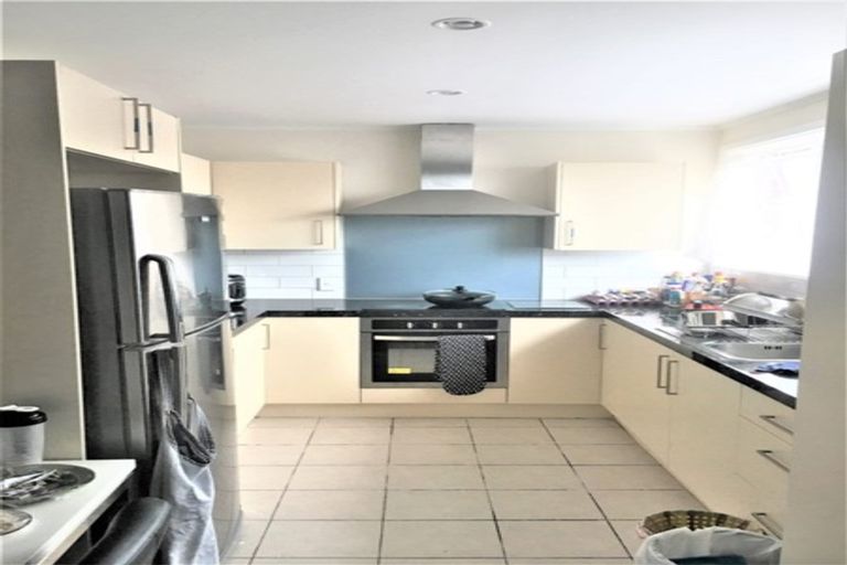 Photo of property in 3a Dickson Crescent, Hornby, Christchurch, 8042