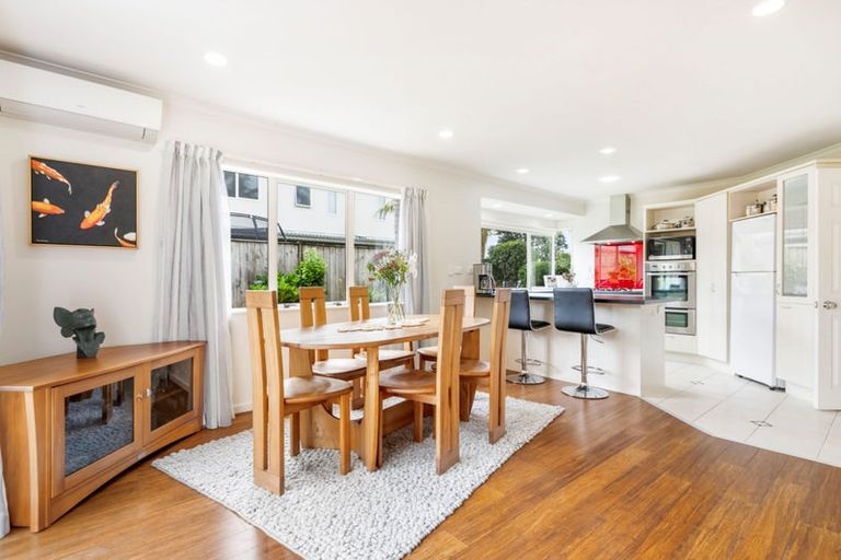 Photo of property in 94 Longford Park Drive, Takanini, 2112