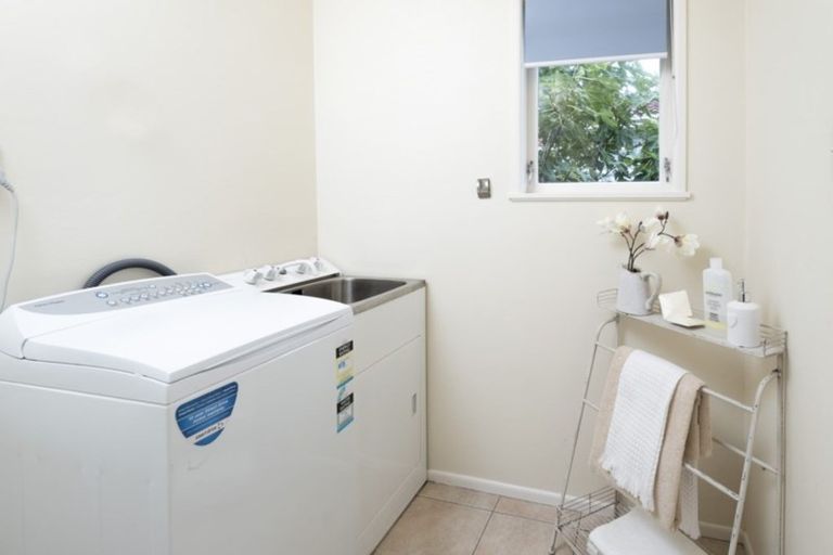 Photo of property in 112 Gills Road, Bucklands Beach, Auckland, 2014