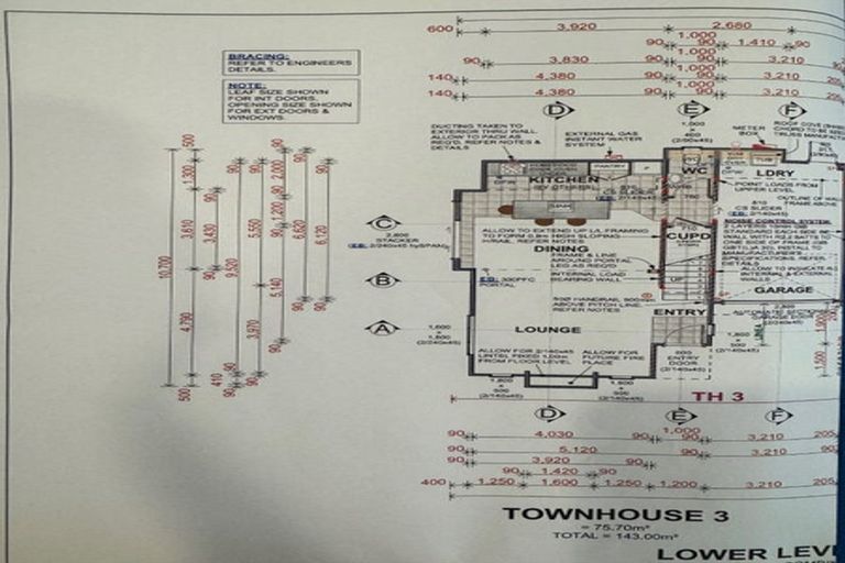 Photo of property in 91c Whites Line East, Waiwhetu, Lower Hutt, 5010