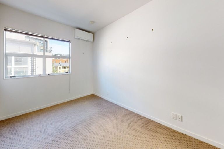 Photo of property in Budget Car Rental, 6/81 Ghuznee Street, Te Aro, Wellington, 6011