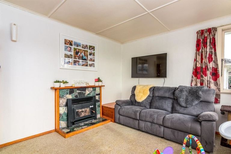 Photo of property in 40 Alfredton Road, Eketahuna, 4900