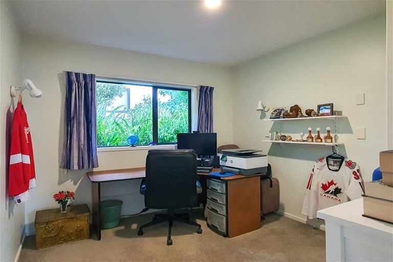 Photo of property in 98 Te Haumi Drive, Paihia, 0200