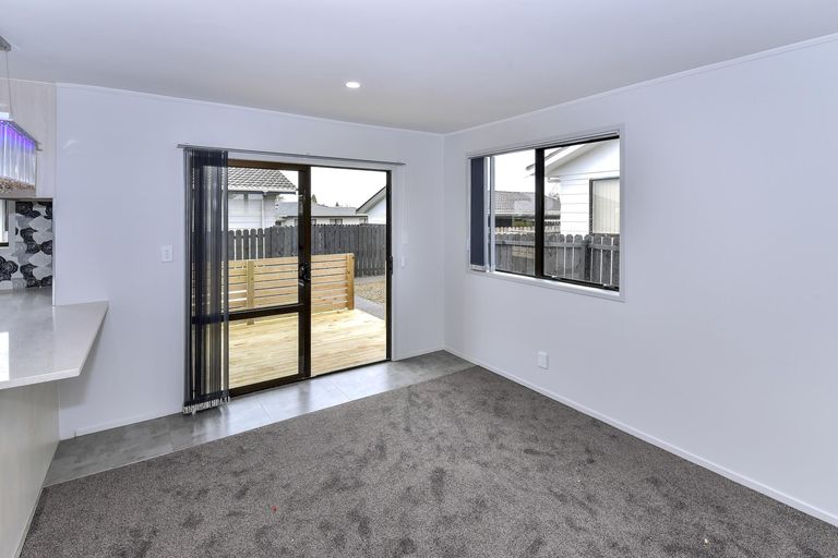 Photo of property in 4b Palmers Road, Clendon Park, Auckland, 2103