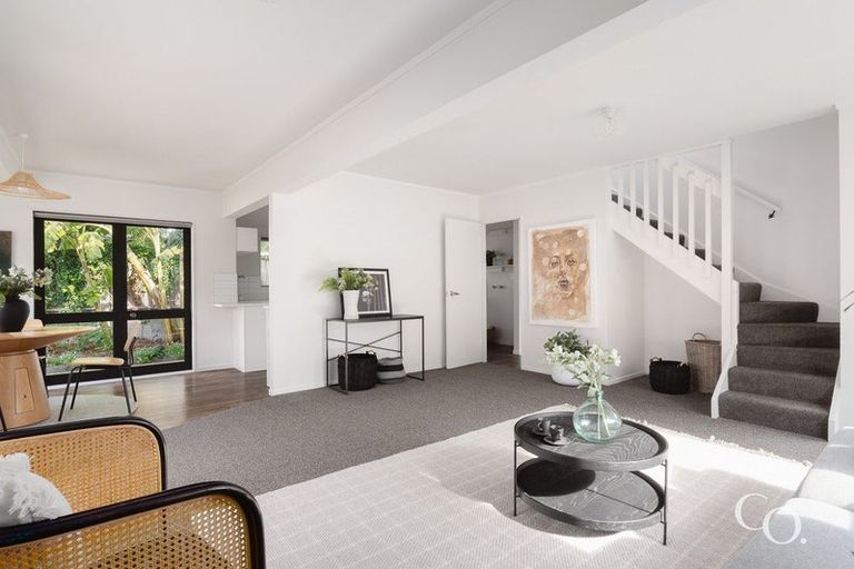 Photo of property in 18b Valley Road, Mount Maunganui, 3116