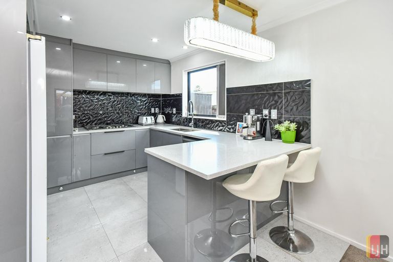 Photo of property in 145b Browns Road, Manurewa, Auckland, 2102