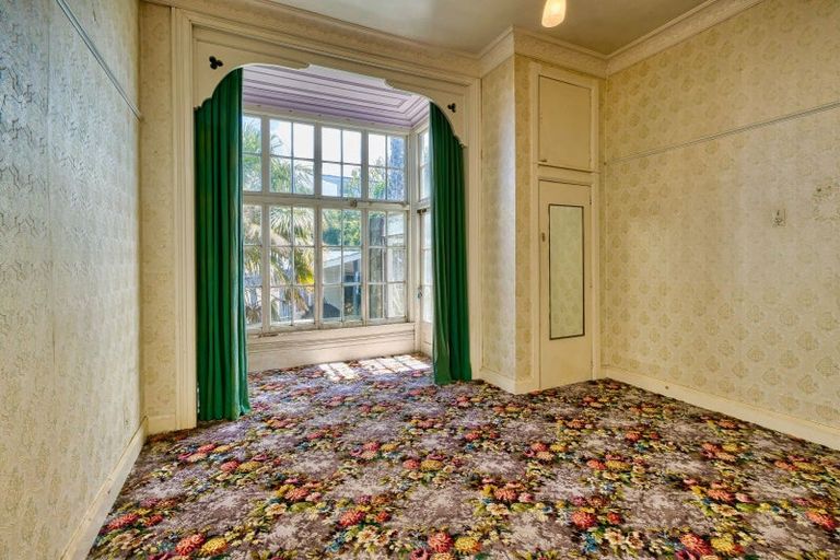 Photo of property in 26 Thompson Road, Bluff Hill, Napier, 4110