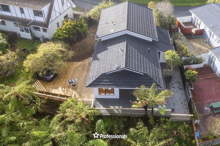 Photo of property in 14 Matuhi Street, Tirohanga, Lower Hutt, 5010