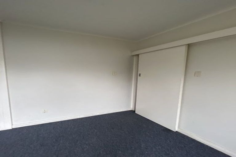 Photo of property in 1/412 Memorial Avenue, Burnside, Christchurch, 8053