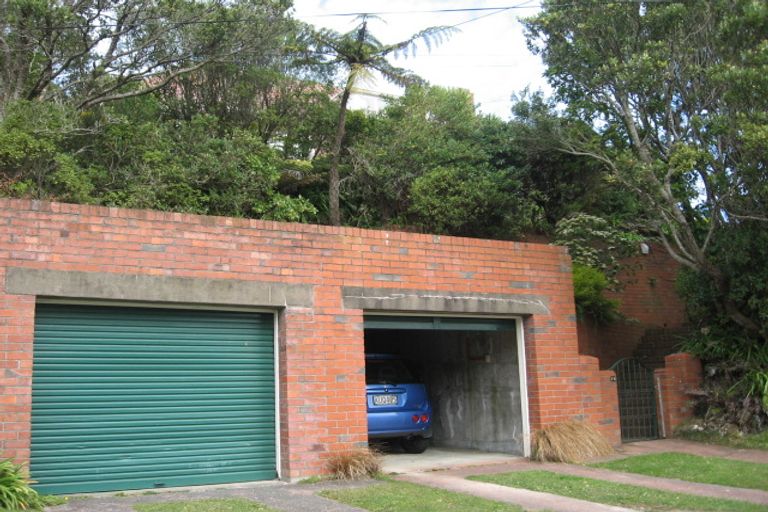 Photo of property in 19 Gipps Street, Karori, Wellington, 6012