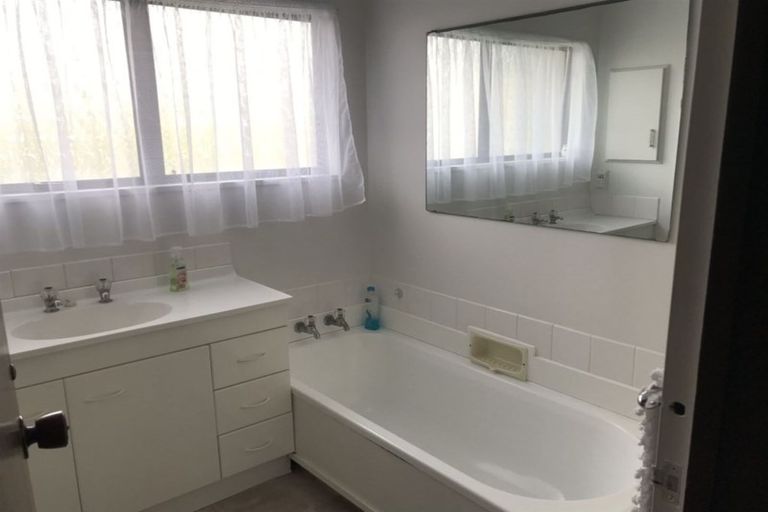 Photo of property in 2/55 Oceanbeach Road, Mount Maunganui, 3116