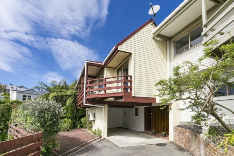 Photo of property in 9a Ridd Crescent, Karori, Wellington, 6012