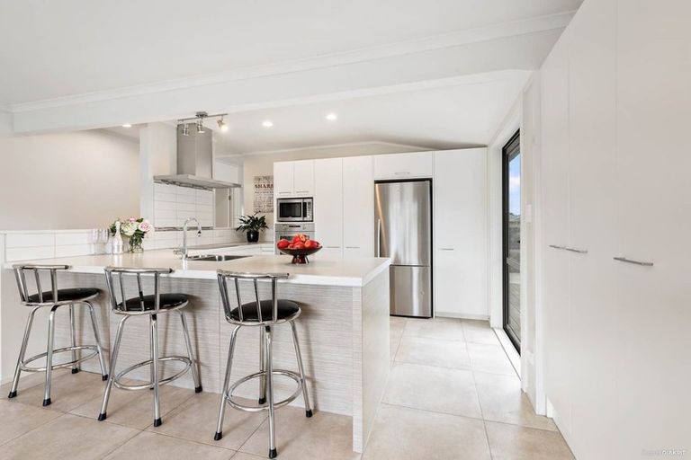 Photo of property in 21 Kelvin Road, Papakura, 2110