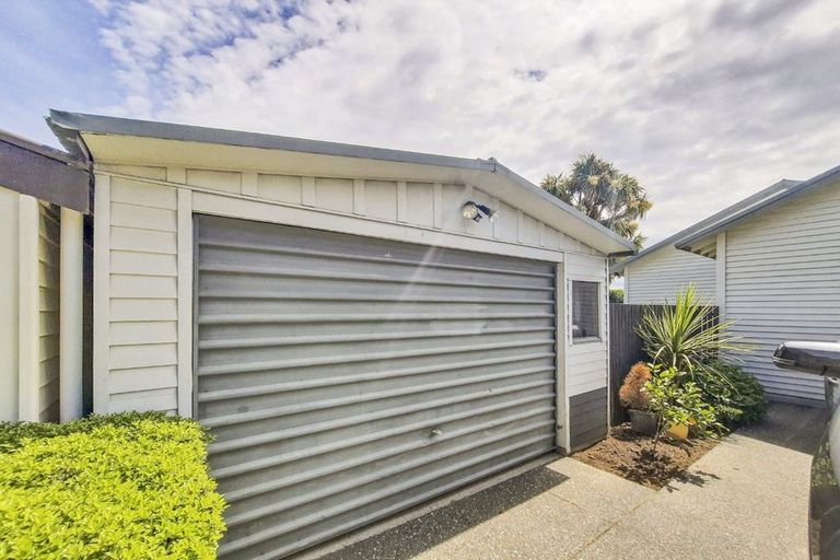 Photo of property in 2/24 Riverview Street, Beckenham, Christchurch, 8023
